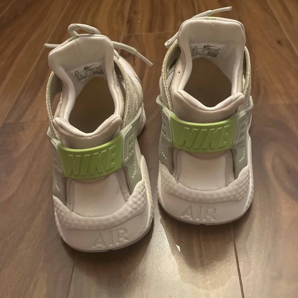 Nike Air Huarache Green Snake - Picture 6 of 14